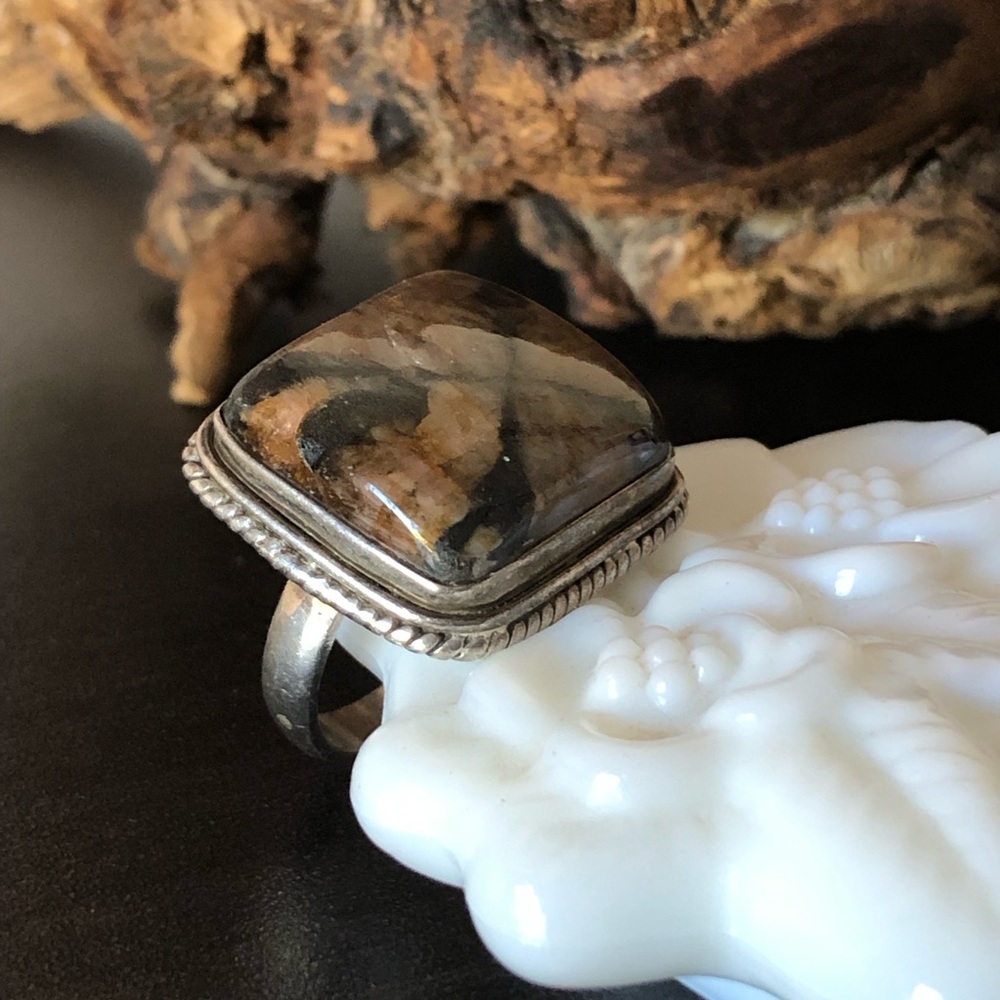 Sterling 925 Silver Ring with Stone Inlay-Labradorite? SZ-8 - Picture 4 of 12